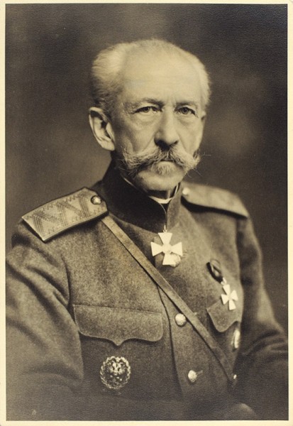 Фотография генерала Василия Иосифовича Гурко. [1930-е гг.].