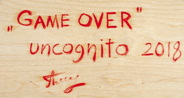 Uncognito. Картина-инсталляция «Game over». 2018. Фанера, масло, 487 монет достоинством в1 копейку (образца 1991 года), ткань, 73 х 51 см.