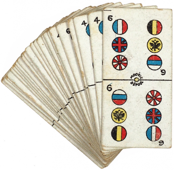 Комплект миниатюрных карт для игры в домино, с изображениями флагов европейских государств. Modele Dеpose. [Франция, 1900-е гг.]