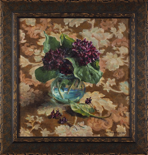 Разумовская Юлия Васильевна (1896–1987) «Цветы в вазе». 1955. Холст, масло, 40,5x38 см.