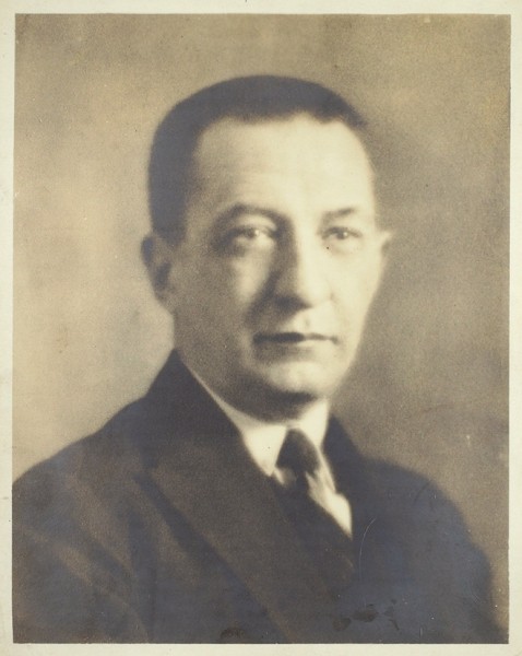 Фотография с автографом Александра Федоровича Керенского. Дат. 23 VIII 1927 г.